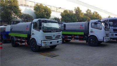 山西太原客戶再訂6臺(tái)掃路車、吸塵車、洗掃車、灑水車