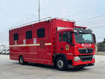 宿營(yíng)車